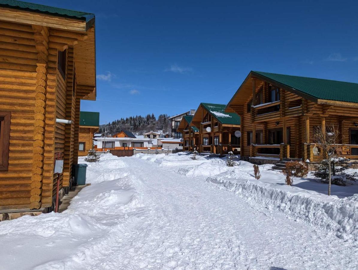 Log House Шале *